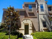 Photo - Liberty Station - Tri-Level 3bd/3.5bth Tow...