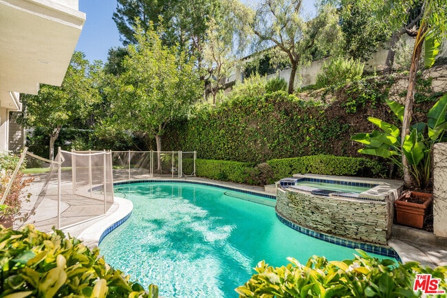 Photo - 2370 Brookshire Ln