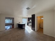 Photo - 43060 Larwood St