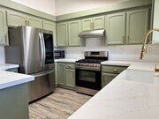 Photo - 16716 Kayuga St