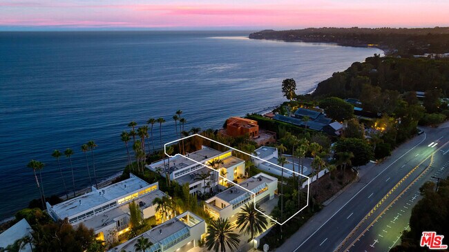 Photo - 27428 Pacific Coast Hwy