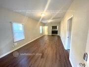 Photo - 304 W 2nd St