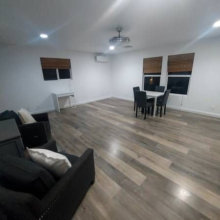 Photo - 445 E Francis St