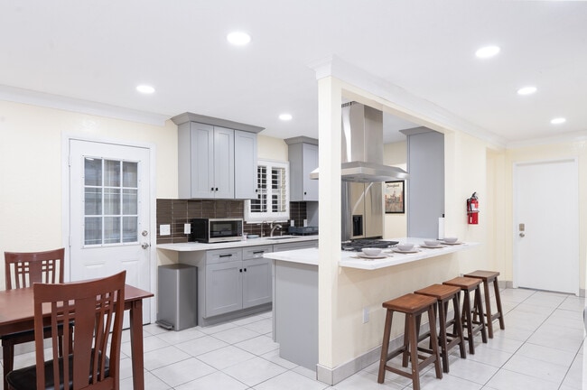 Photo - 12212 Buaro St