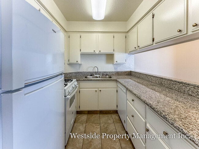 Photo - Overland Apartments