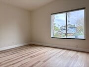 Photo - 538 Brooks Ave Unit 3