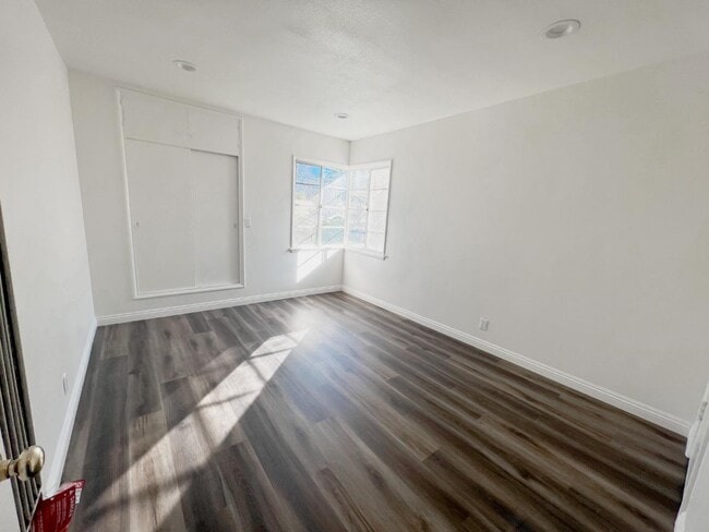 Photo - 38 S Parkwood Ave