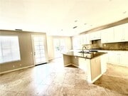 Photo - 16 Kingsway Dr