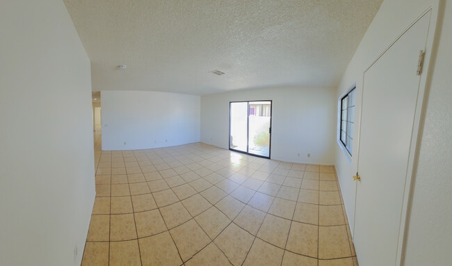Building Photo - 33425 Wishing Well Trl Unit #2