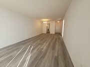 Photo - Eastborne III Apartments