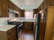 Kitchen - 838 7th St Apartments