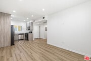 Photo - 8827 Van Nuys Blvd Unit 103