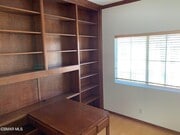 Photo - 580 Fenwick Way