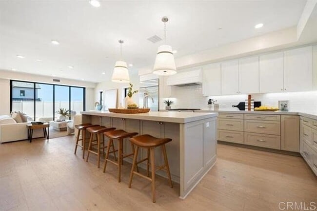 Photo - 3755 Adams St