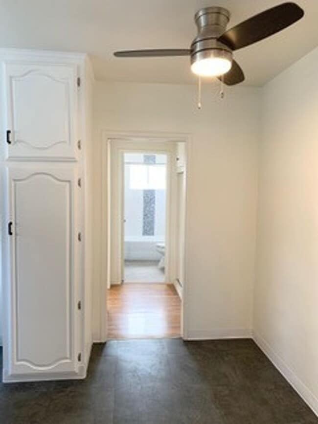 Photo - 18th Street Unit 949 W. 18th Street