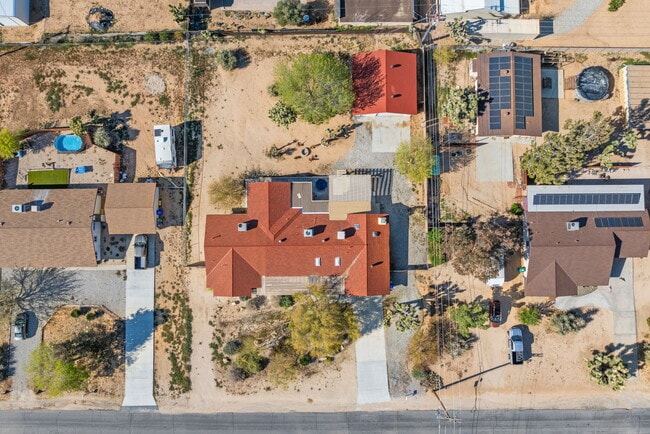 Photo - 58328 Bonanza Dr