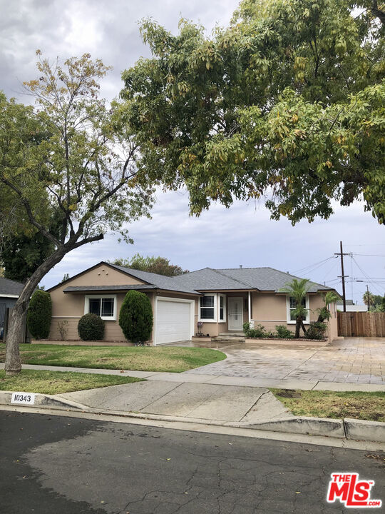 Building Photo - 10343 Dempsey Ave