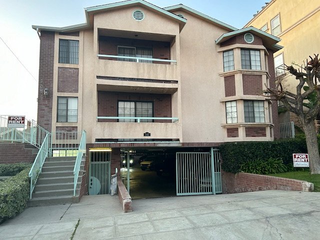 Building Photo - 545 E Palm Ave Unit 202