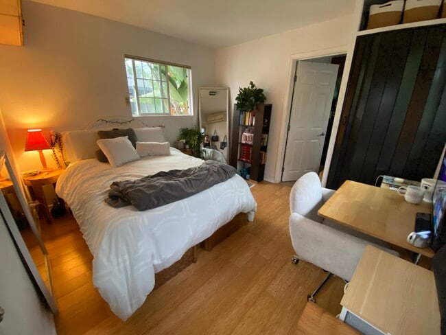 Bedroom - 3284 Veteran Ave