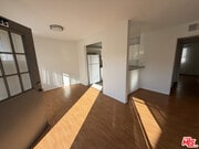 Photo - 326 S Manhattan Pl Unit 205