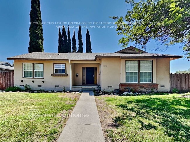 Photo - 9930 Montgomery Ave House