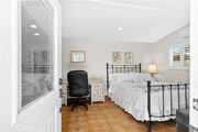 Photo - 16577 Knollwood Dr House