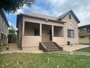 Photo - 721 W 32nd St House