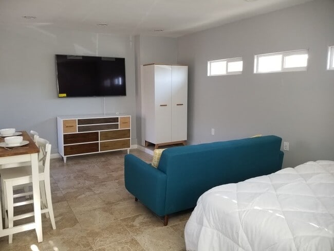 65in LG ThinQ Smart TV - 4848 Diane Ave