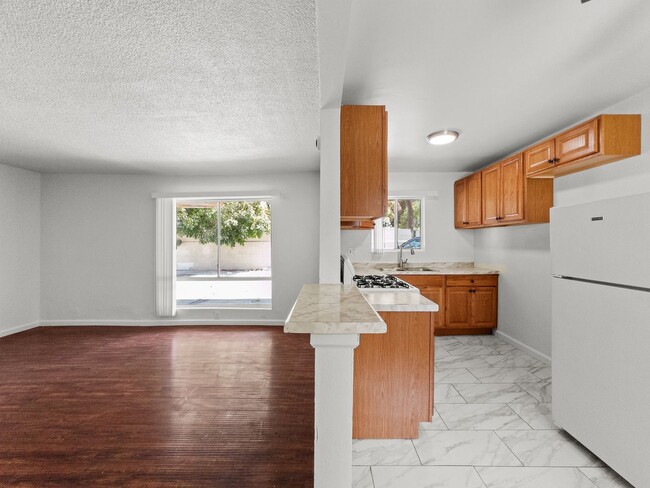 Photo - 4533 Pickford St Apartment Unit 03