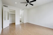 Photo - 5460 White Oak Ave Unit K301