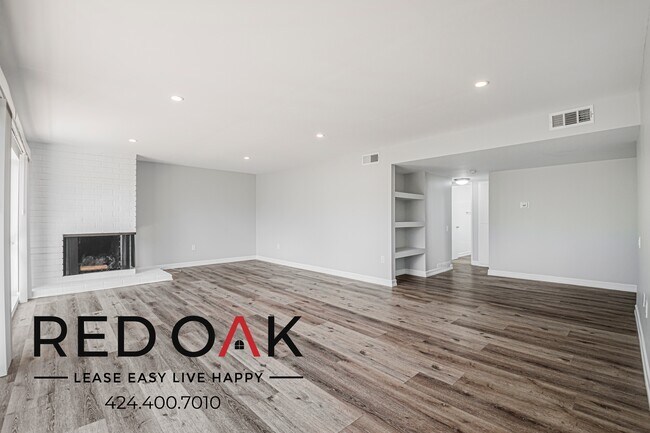 Photo - 15101 Magnolia Blvd Unit C8