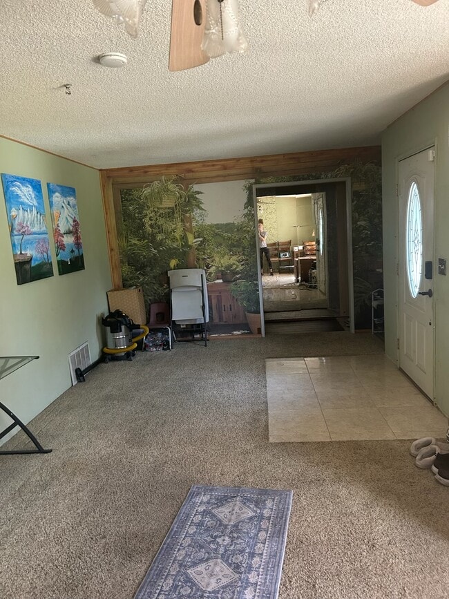 Photo - 3217 Knoll Way