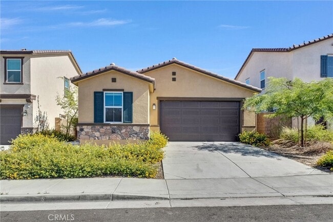 Building Photo - 4688 Florence Dr