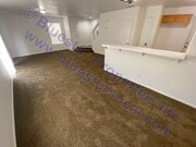 Photo - JUST LISTED!!! House