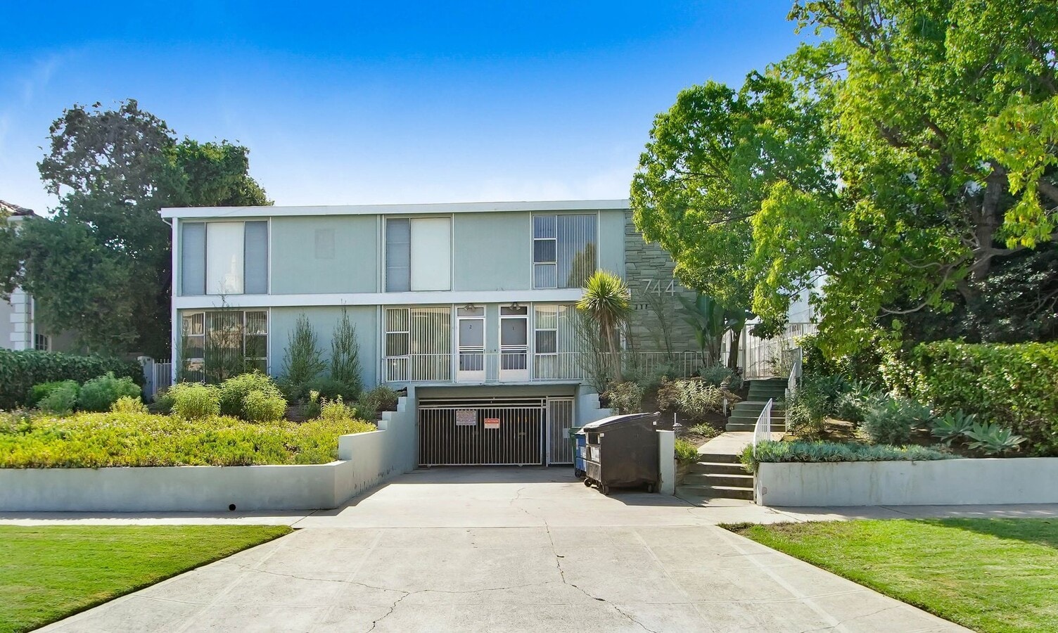 Photo - 744 S Windsor Blvd Unit 04