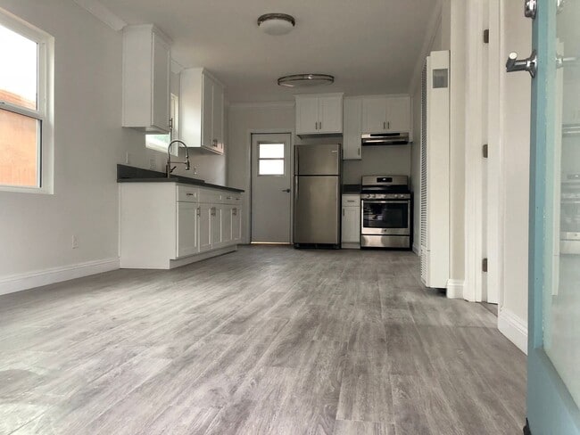 Photo - 652 S Mathews St Unit 2508 Inez