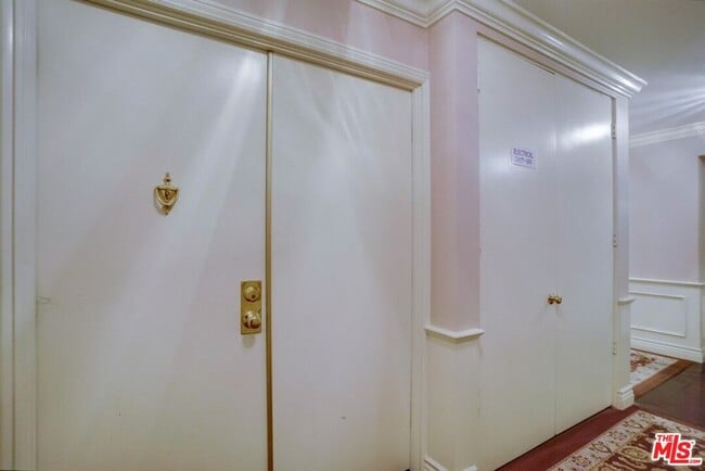 Photo - 435 N Oakhurst Dr Unit 903