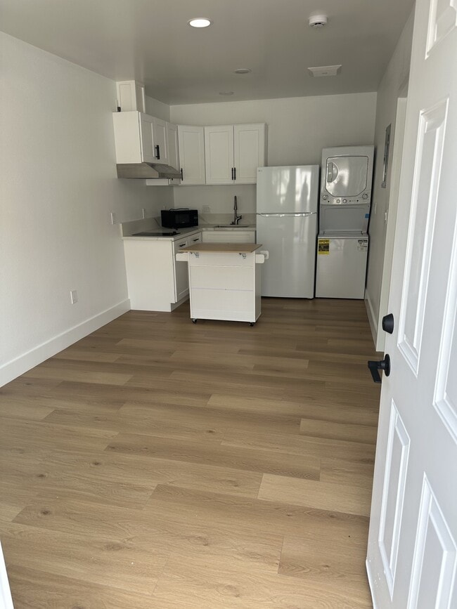 Photo - 14601 Lofty St Unit Apt 1