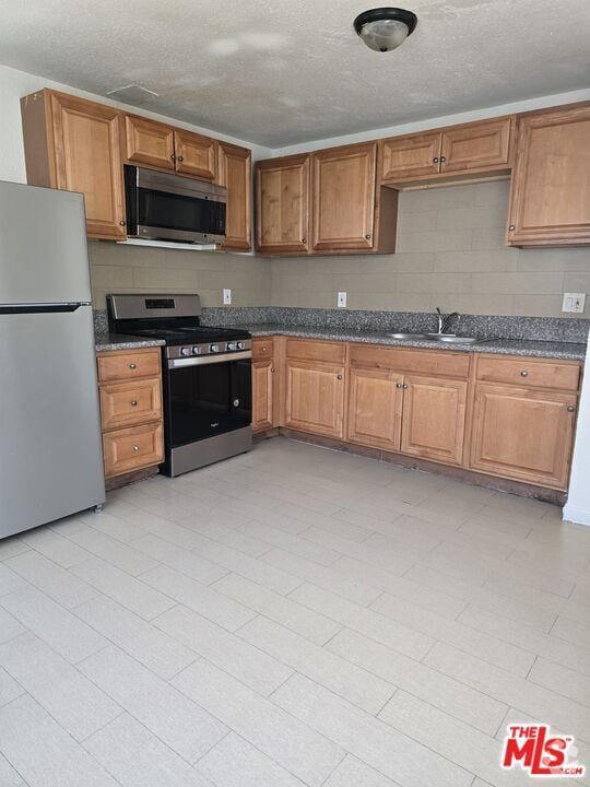 Building Photo - 1117 W 94th St Rental