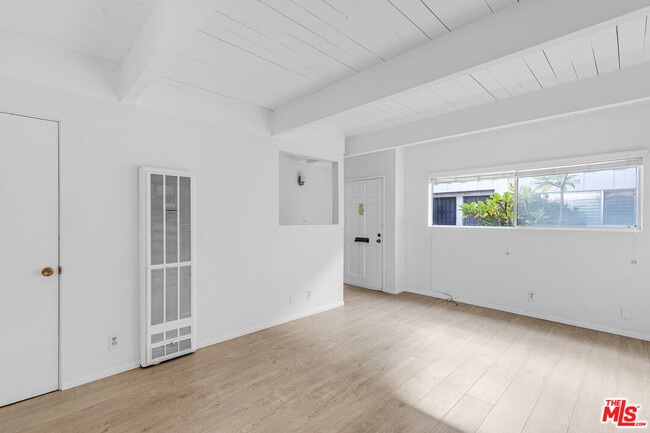 Photo - 4040 Grand View Blvd Unit 69