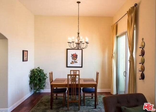 Photo - 5037 Rosewood Ave Unit 308