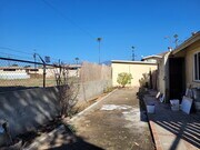 Private Back yard - 648 W 13th St Unit B