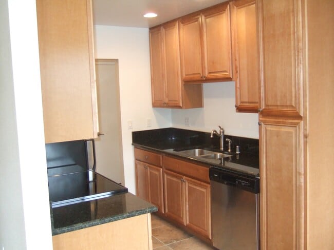 Photo - Excellent 2 bedroom 2 bathroom single story condo with private backyard. Unit 19