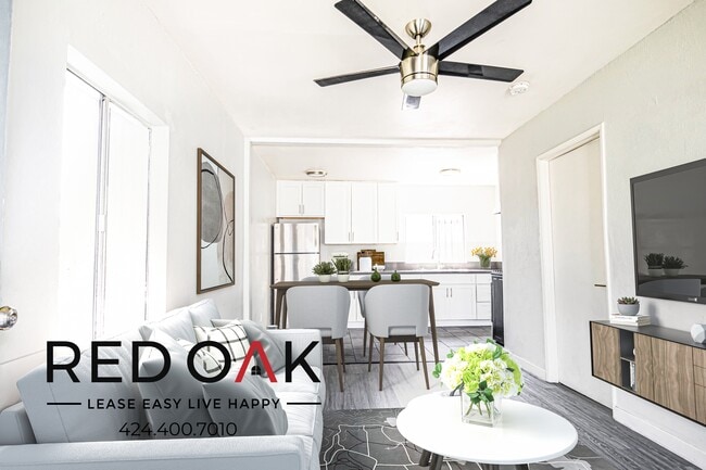 Photo - 1182 E 52nd St Condo Unit 1182.5