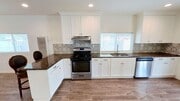 Photo - 3189 Sanchez St N