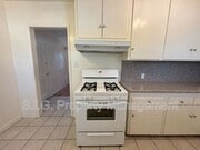 Photo - 627 1/2 W Glenoaks Blvd Condo