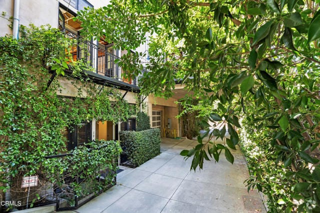 Building Photo - 68 E Montecito Ave Rental
