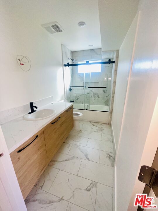 Building Photo - 9949 Pinewood Ave Unit 9 Rental