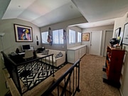 Photo - 543 Victoria St