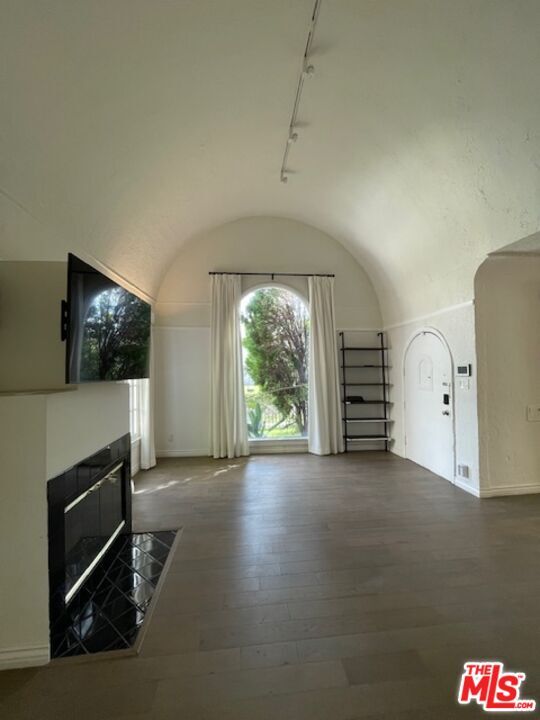 Photo - 459 S Holt Ave